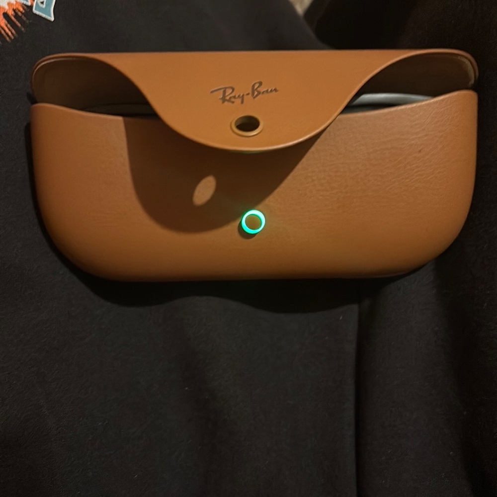 Meta-Ray-Ban AI smart glasses - Picture 7 of 7